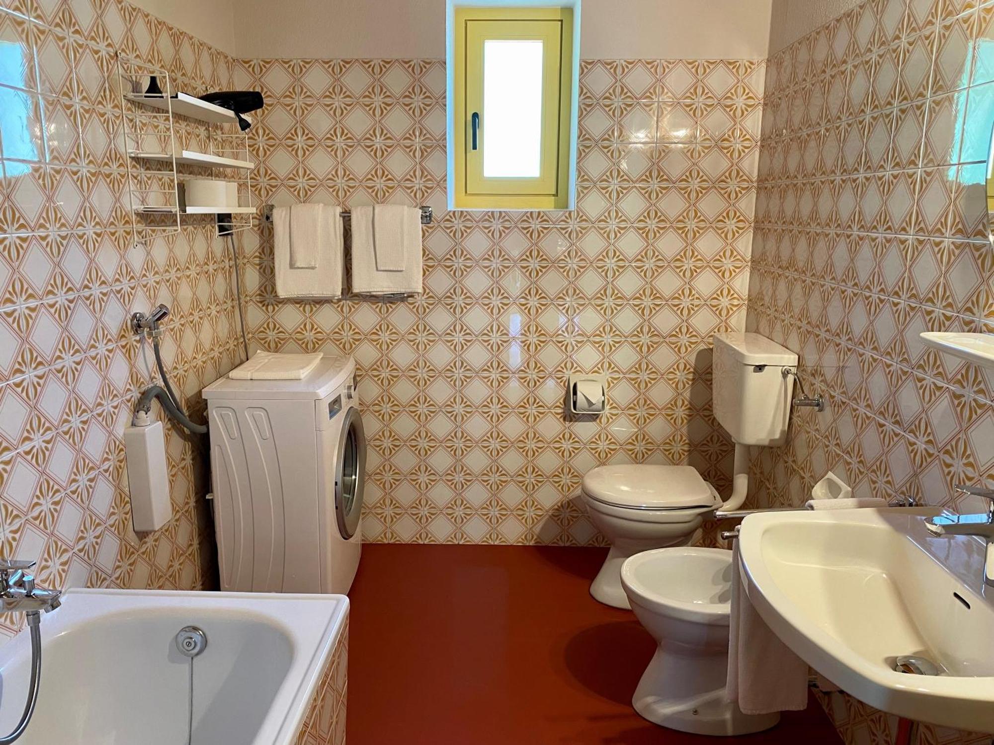 Miraodle Apartments Funes  Luaran gambar